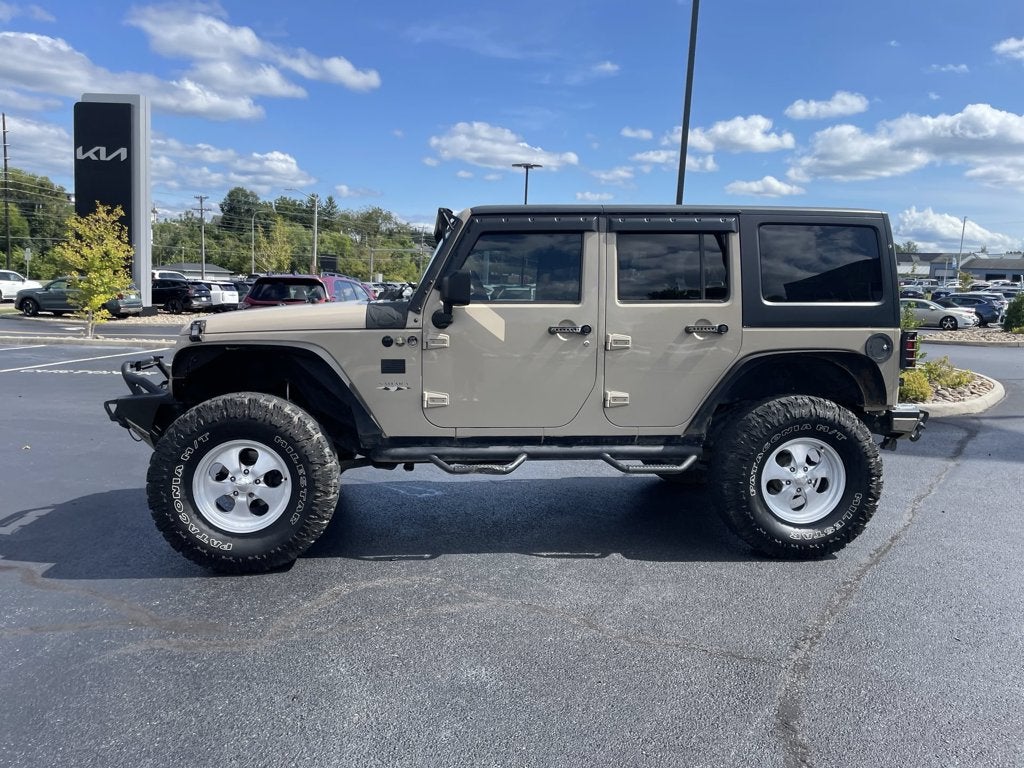 2016 Jeep Wrangler Unlimited Sahara