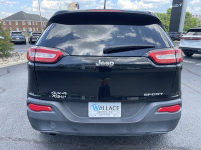 2017 Jeep Cherokee Sport