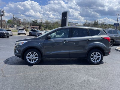 2019 Ford Escape SE