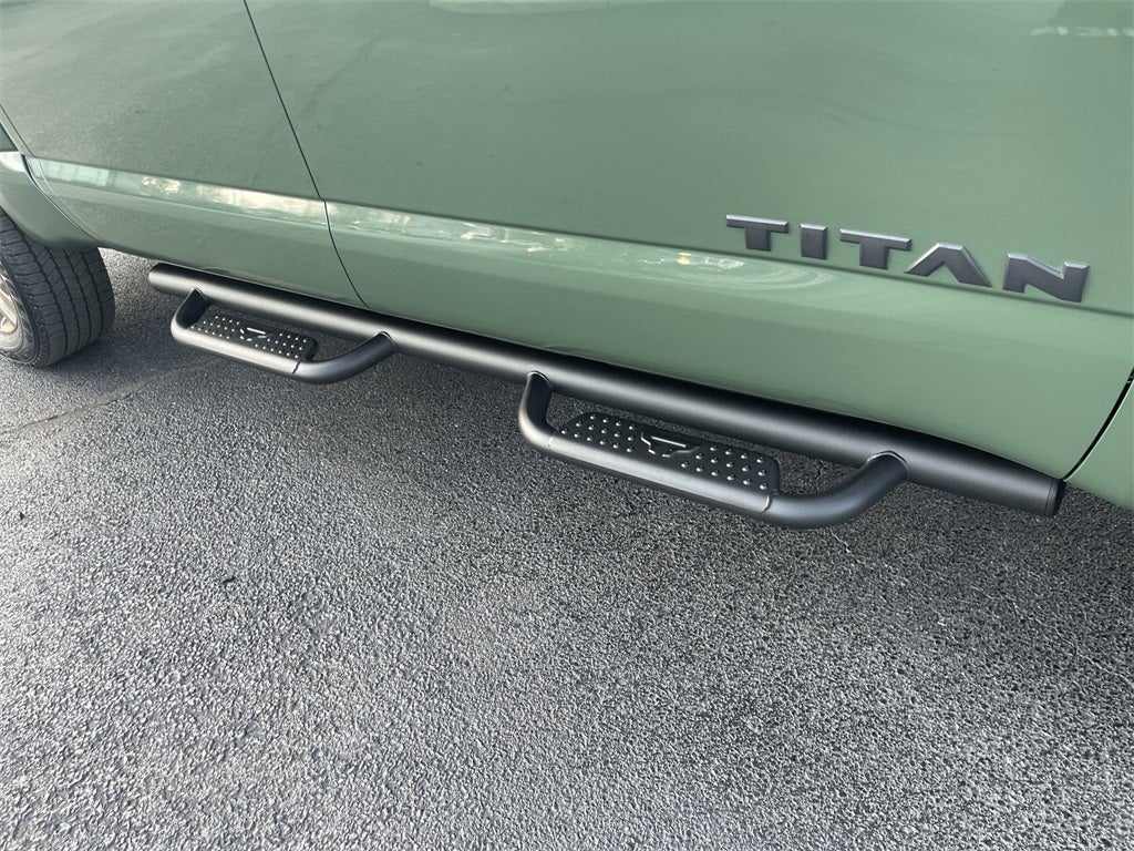 2024 Nissan Titan SV