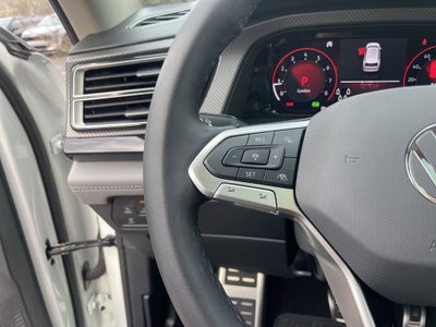 2024 Volkswagen Atlas 2.0T Peak Edition SE w/Technology