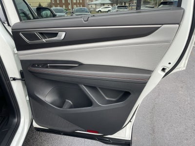 2024 Volkswagen Atlas 2.0T Peak Edition SE w/Technology