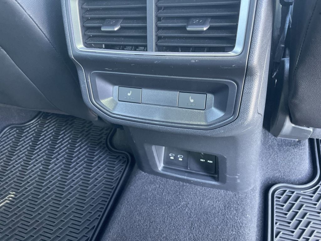 2024 Volkswagen Atlas Cross Sport 2.0T SEL Premium R-Line