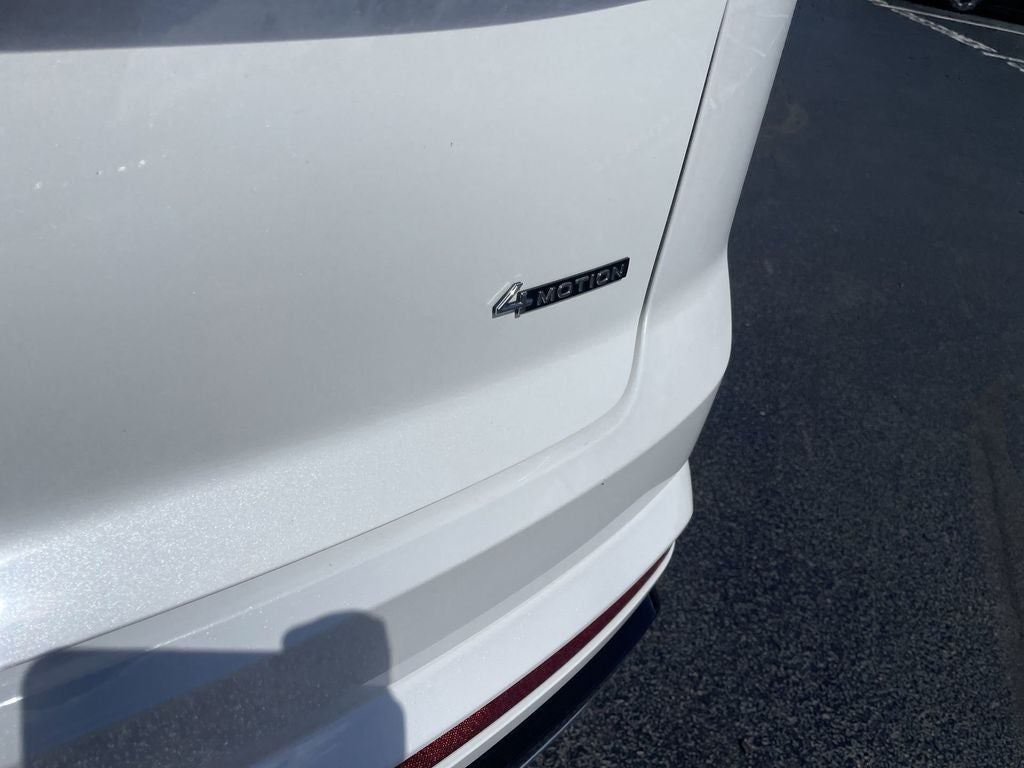 2024 Volkswagen Atlas Cross Sport 2.0T SEL Premium R-Line