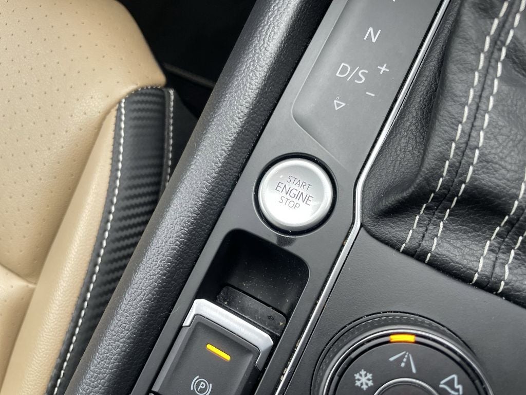 2023 Volkswagen Atlas Cross Sport 2.0T SE w/Technology