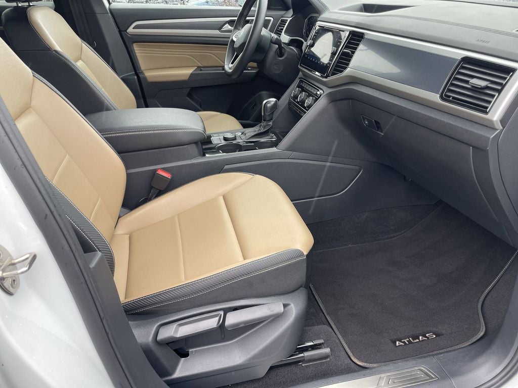 2023 Volkswagen Atlas Cross Sport 2.0T SE w/Technology