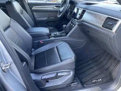 2022 Volkswagen Atlas Cross Sport 2.0T SE w/Technology