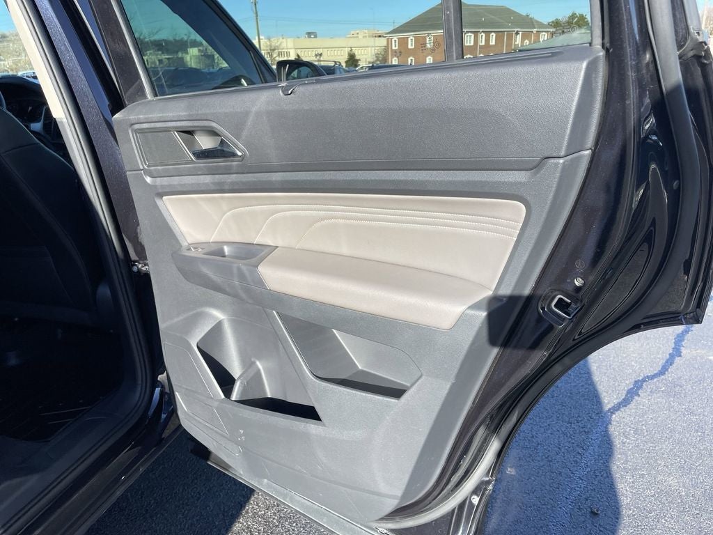 2021 Volkswagen Atlas 3.6L V6 SE w/Technology