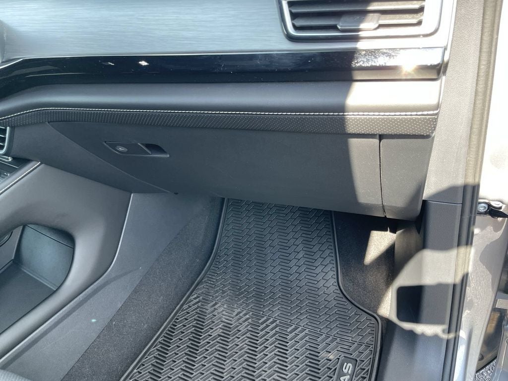 2024 Volkswagen Atlas Cross Sport 2.0T SE