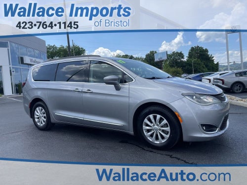 2017 Chrysler Pacifica Touring L