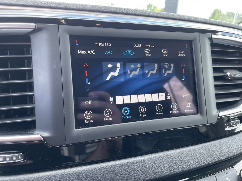2020 Chrysler Voyager LXI
