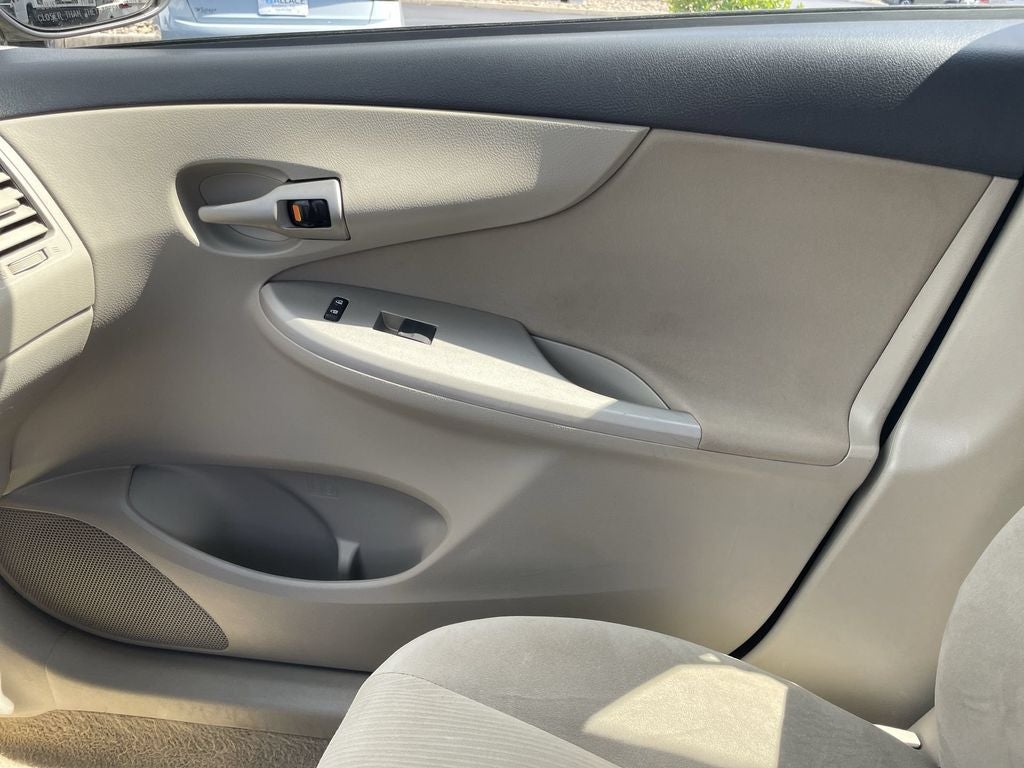 2011 Toyota Corolla LE