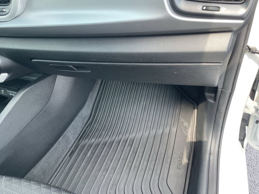 2023 Kia Rio LX