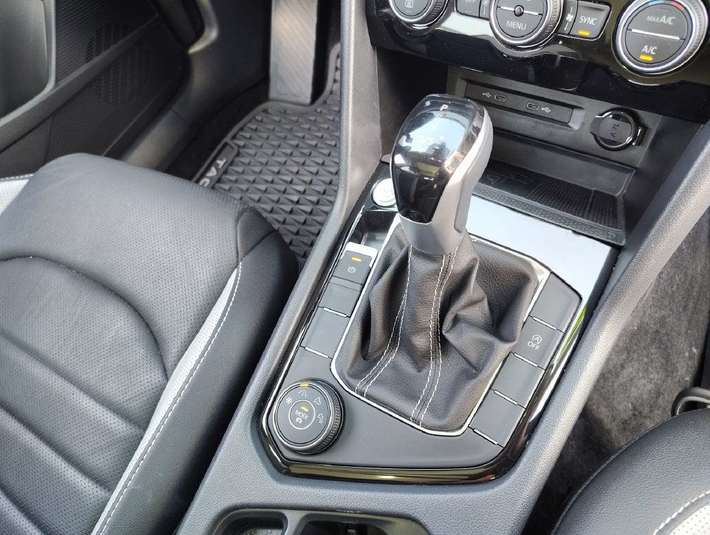 2024 Volkswagen Taos 1.5T SEL