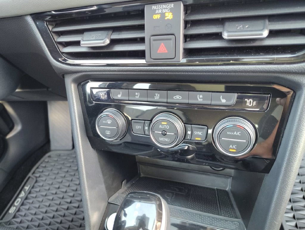 2024 Volkswagen Taos 1.5T SEL