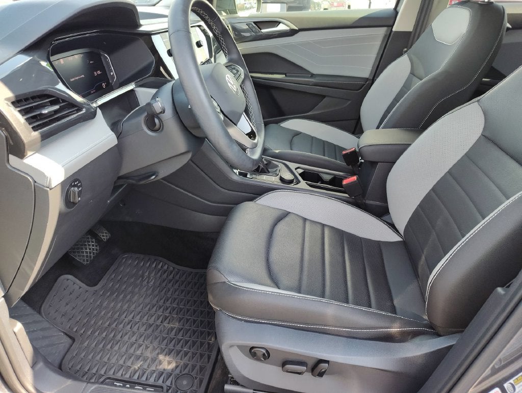 2024 Volkswagen Taos 1.5T SEL