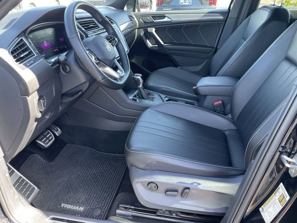 2023 Volkswagen Tiguan 2.0T SE R-Line Black