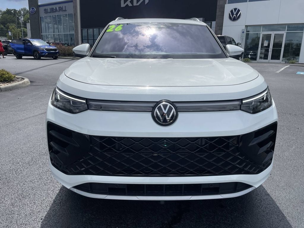 2026 Volkswagen Tiguan 2.0T SEL R-Line
