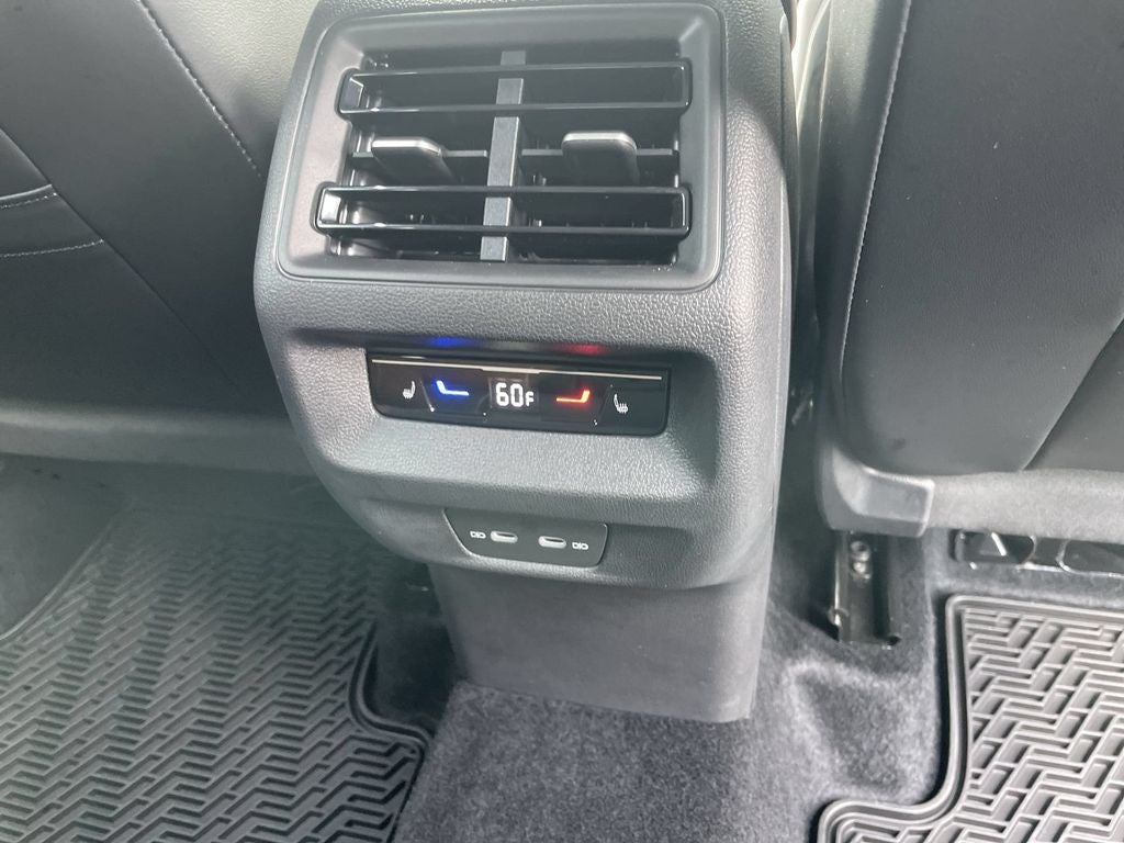 2026 Volkswagen Tiguan 2.0T SEL R-Line