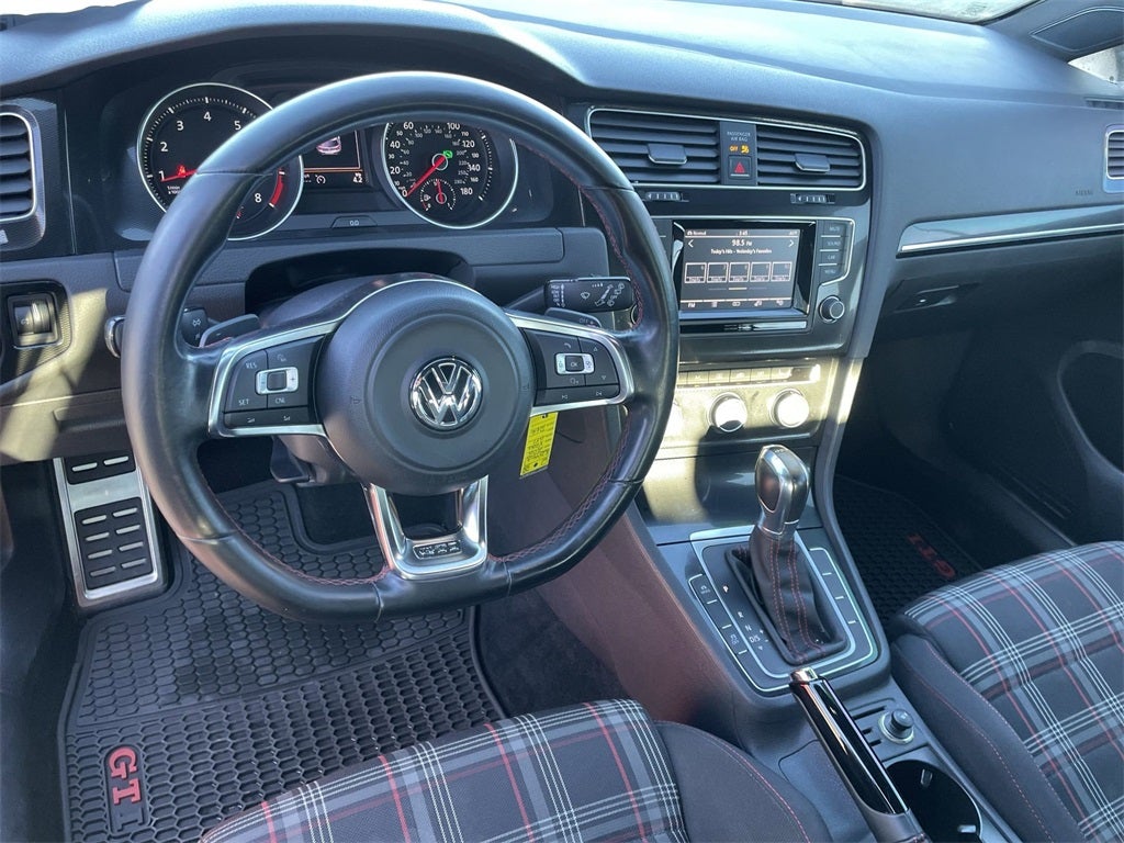 2015 Volkswagen Golf GTI 2.0T S