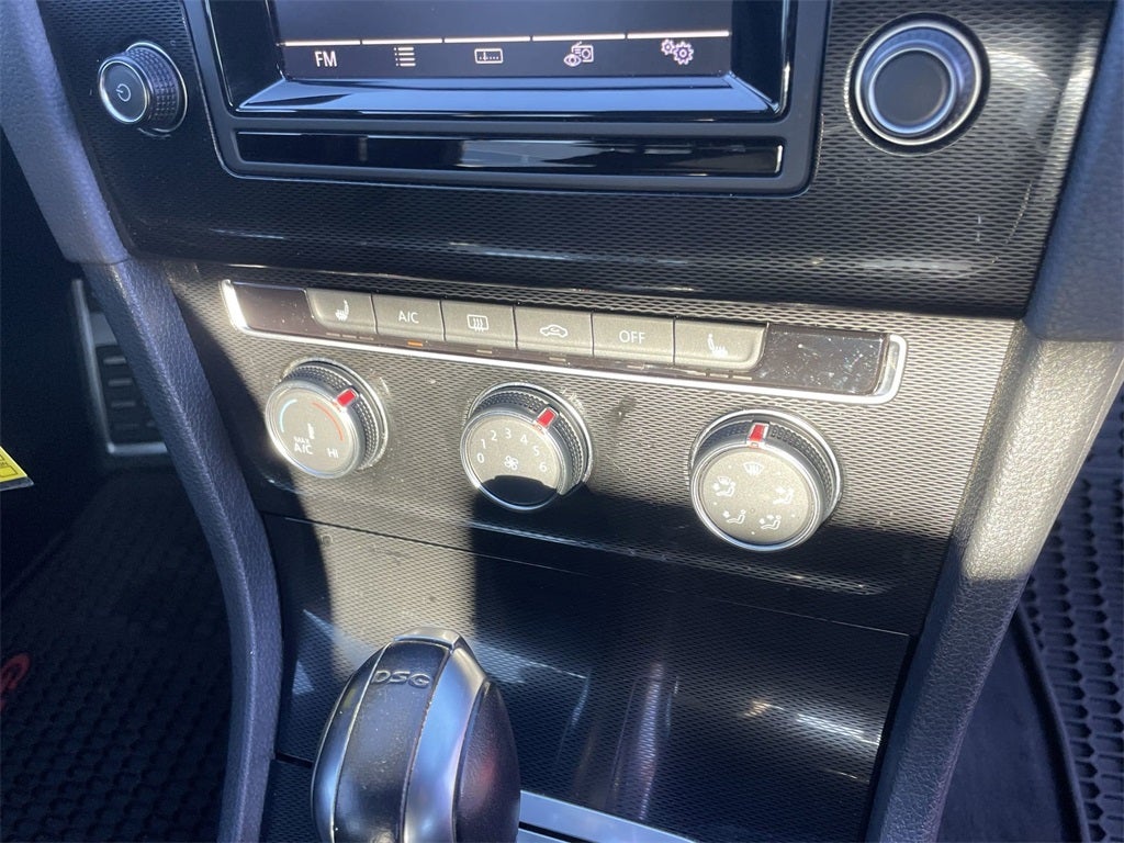 2015 Volkswagen Golf GTI 2.0T S