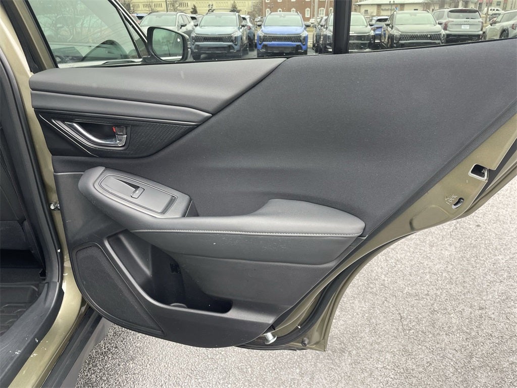 2025 Subaru Outback Premium