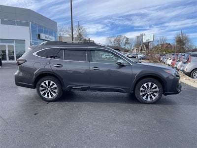 2023 Subaru Outback Touring XT