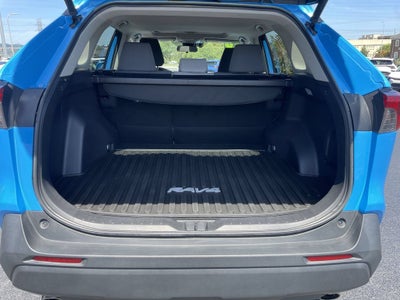 2020 Toyota RAV4 Hybrid XLE
