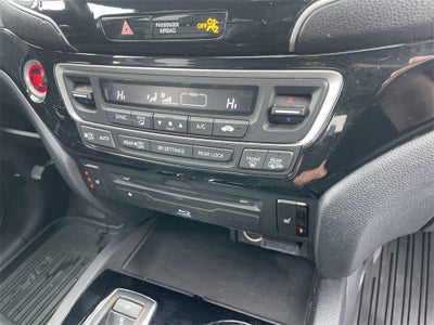 2022 Honda Pilot Touring 7 Passenger