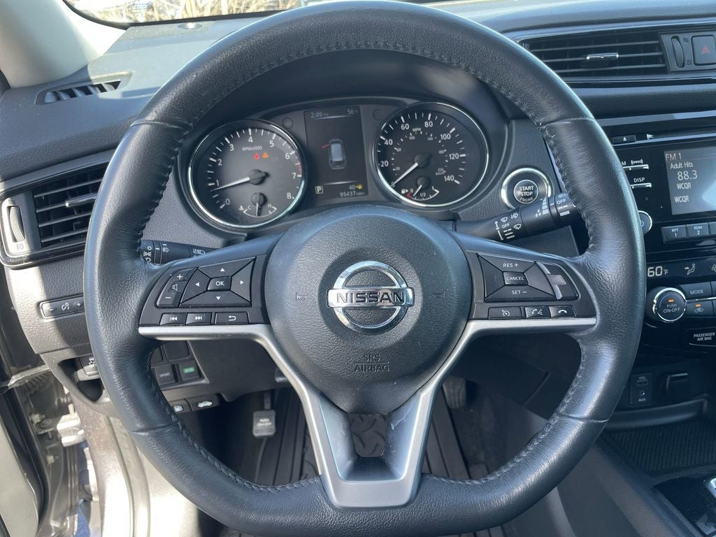2017 Nissan Rogue SV