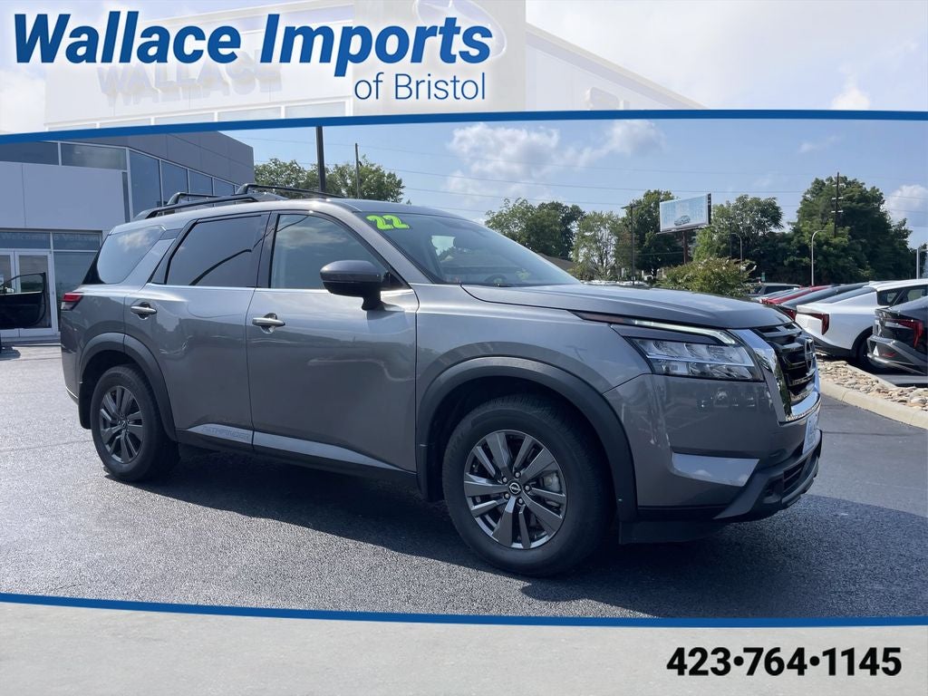 2022 Nissan Pathfinder SV