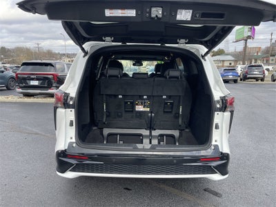 2022 Toyota Sienna XSE 7 Passenger