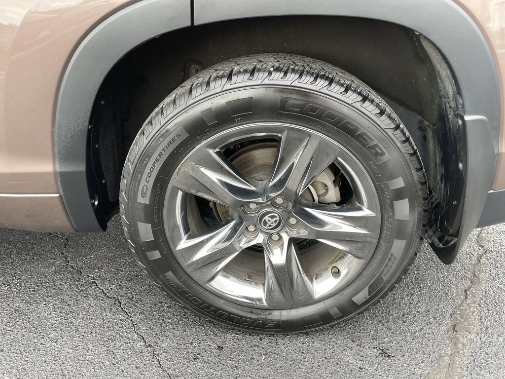 2017 Toyota Highlander Limited Platinum