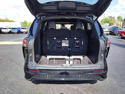 2023 Toyota Sienna XSE 7 Passenger
