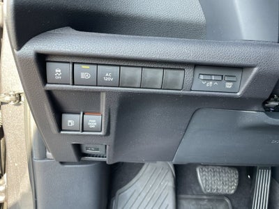 2025 Toyota Sienna Limited 7 Passenger