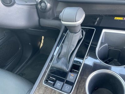 2025 Toyota Sienna Limited 7 Passenger