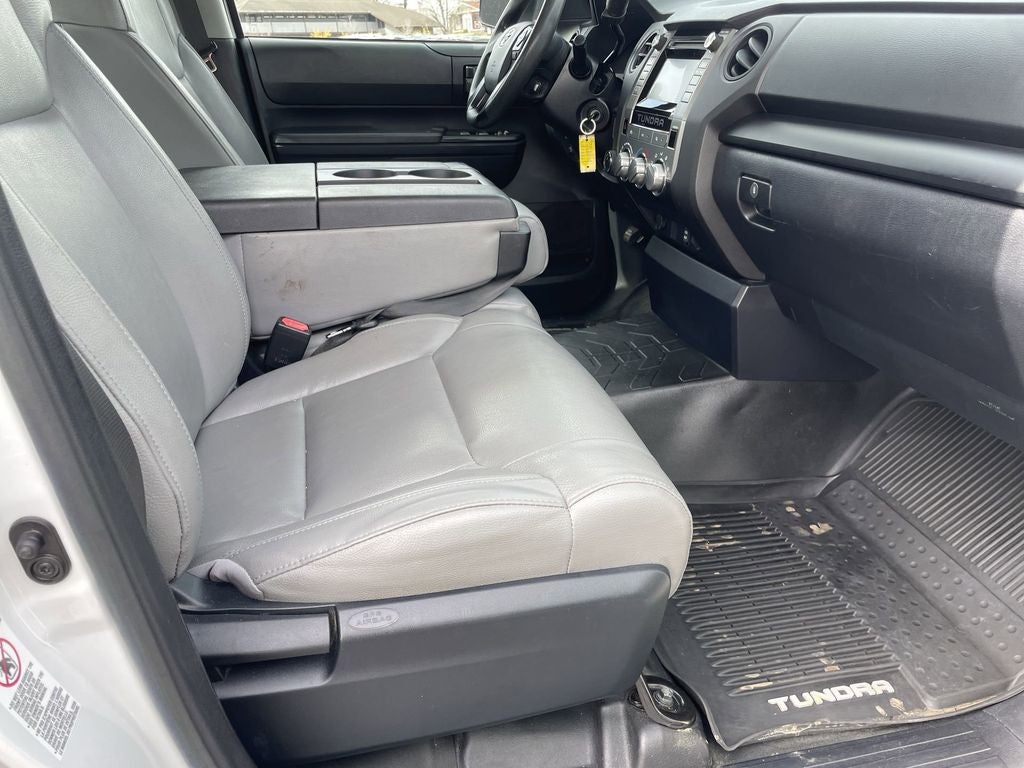 2017 Toyota Tundra SR