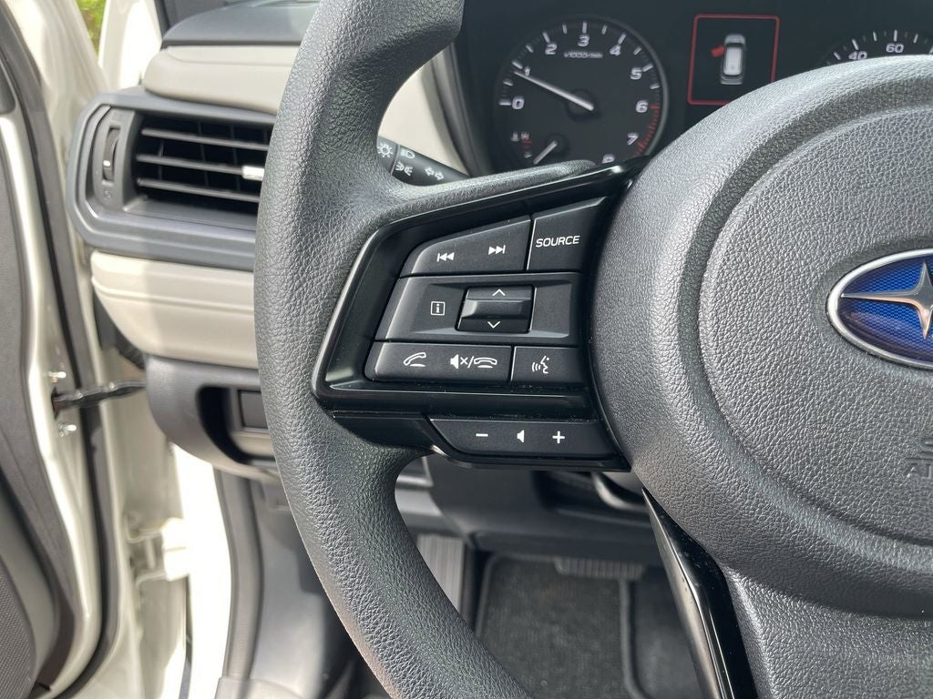 2025 Subaru Forester Base
