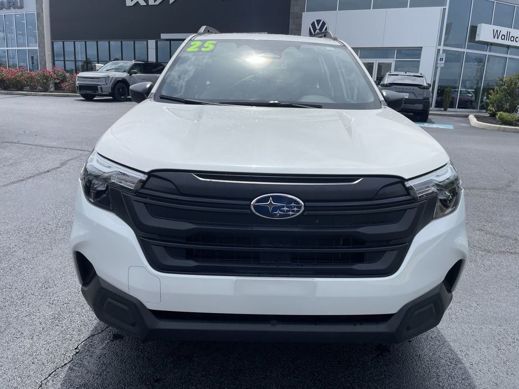 2025 Subaru Forester Base