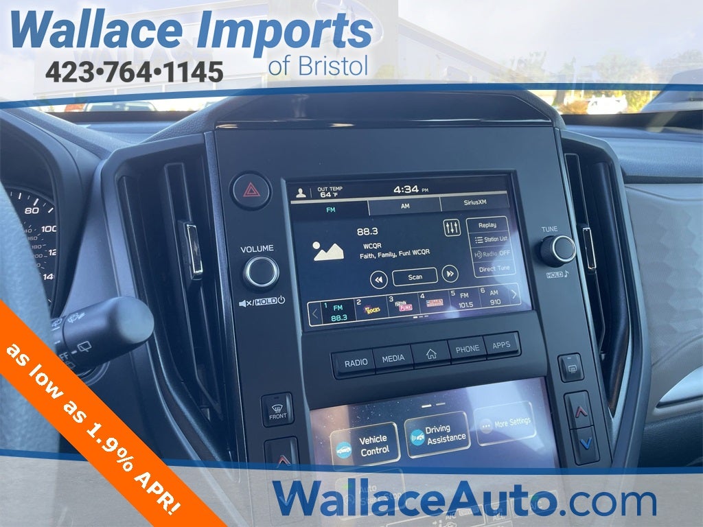 2025 Subaru Forester Base