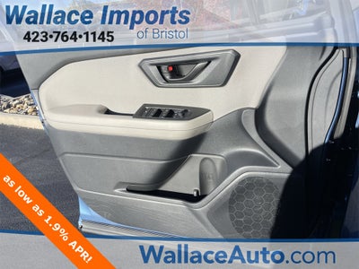 2025 Subaru Forester Base