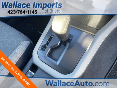 2025 Subaru Forester Base