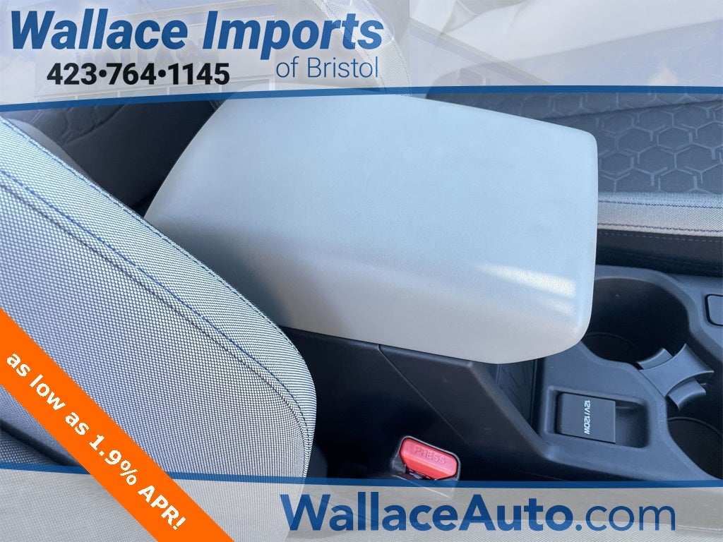 2025 Subaru Forester Base