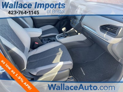 2025 Subaru Forester Base