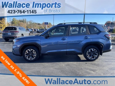 2025 Subaru Forester Base