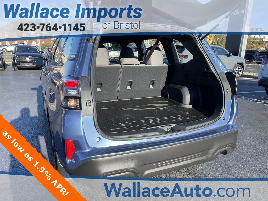 2025 Subaru Forester Base