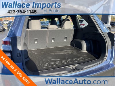 2025 Subaru Forester Base