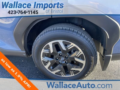 2025 Subaru Forester Base