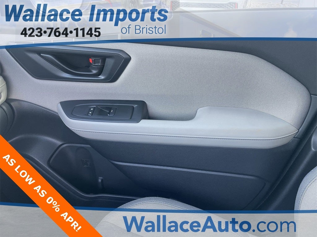 2025 Subaru Forester Base