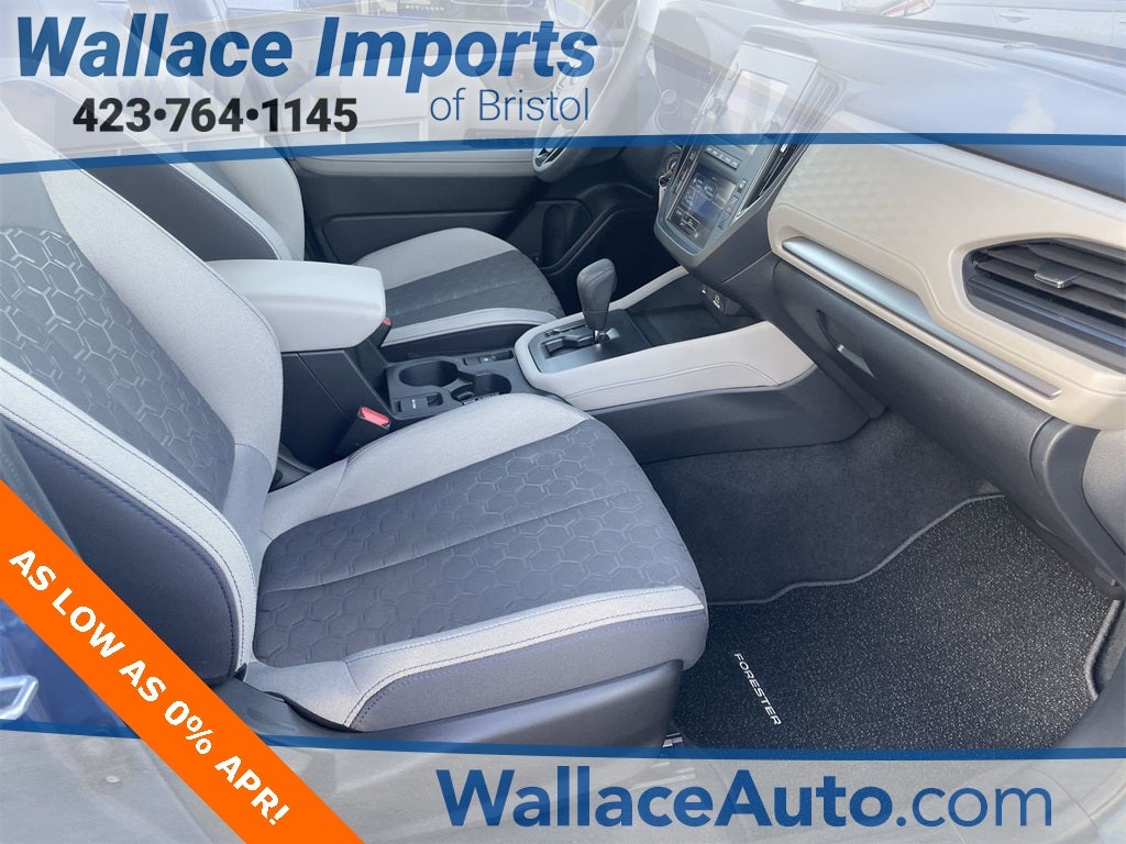 2025 Subaru Forester Base